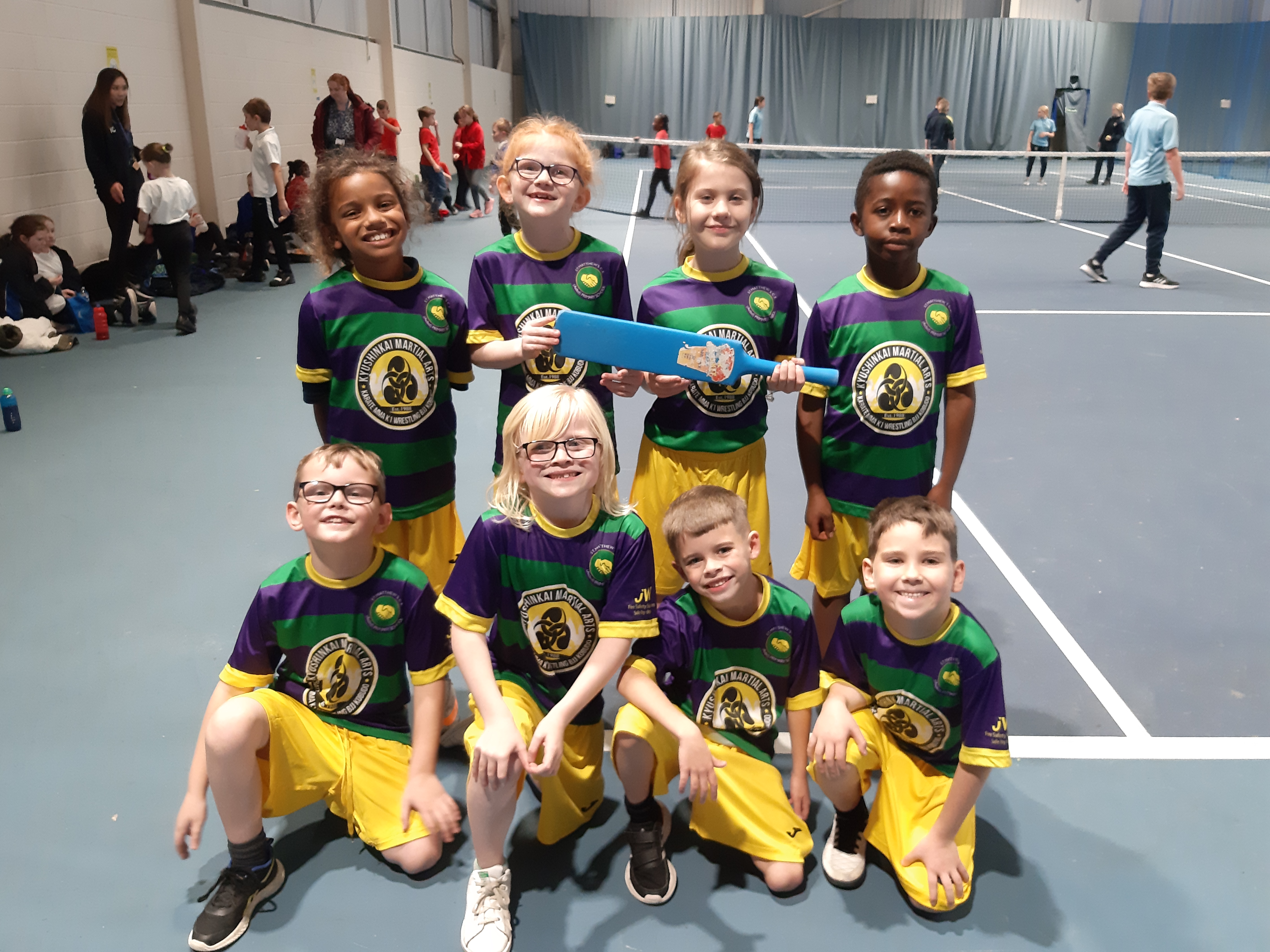 Super star crickets impress with their skills